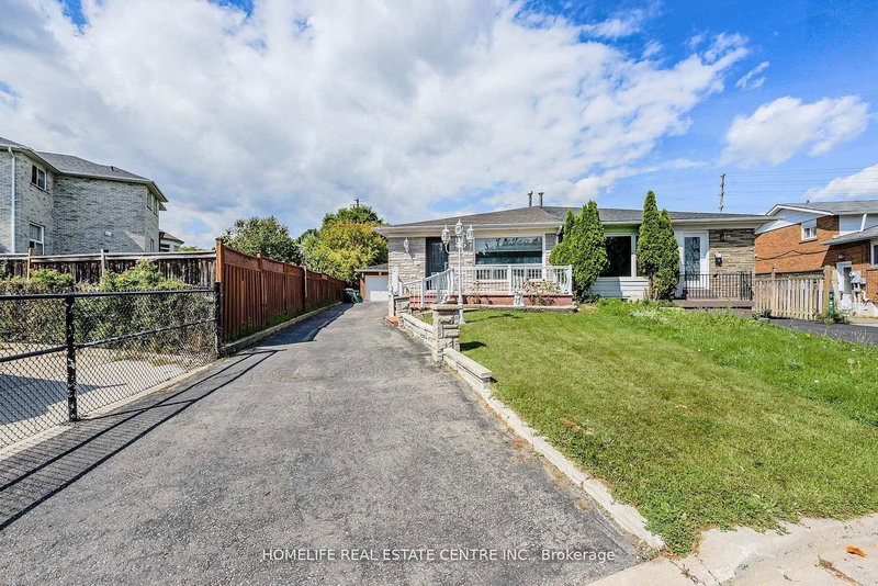 78 Northwood Dr, Brampton, L6X 2L2 | Image 3