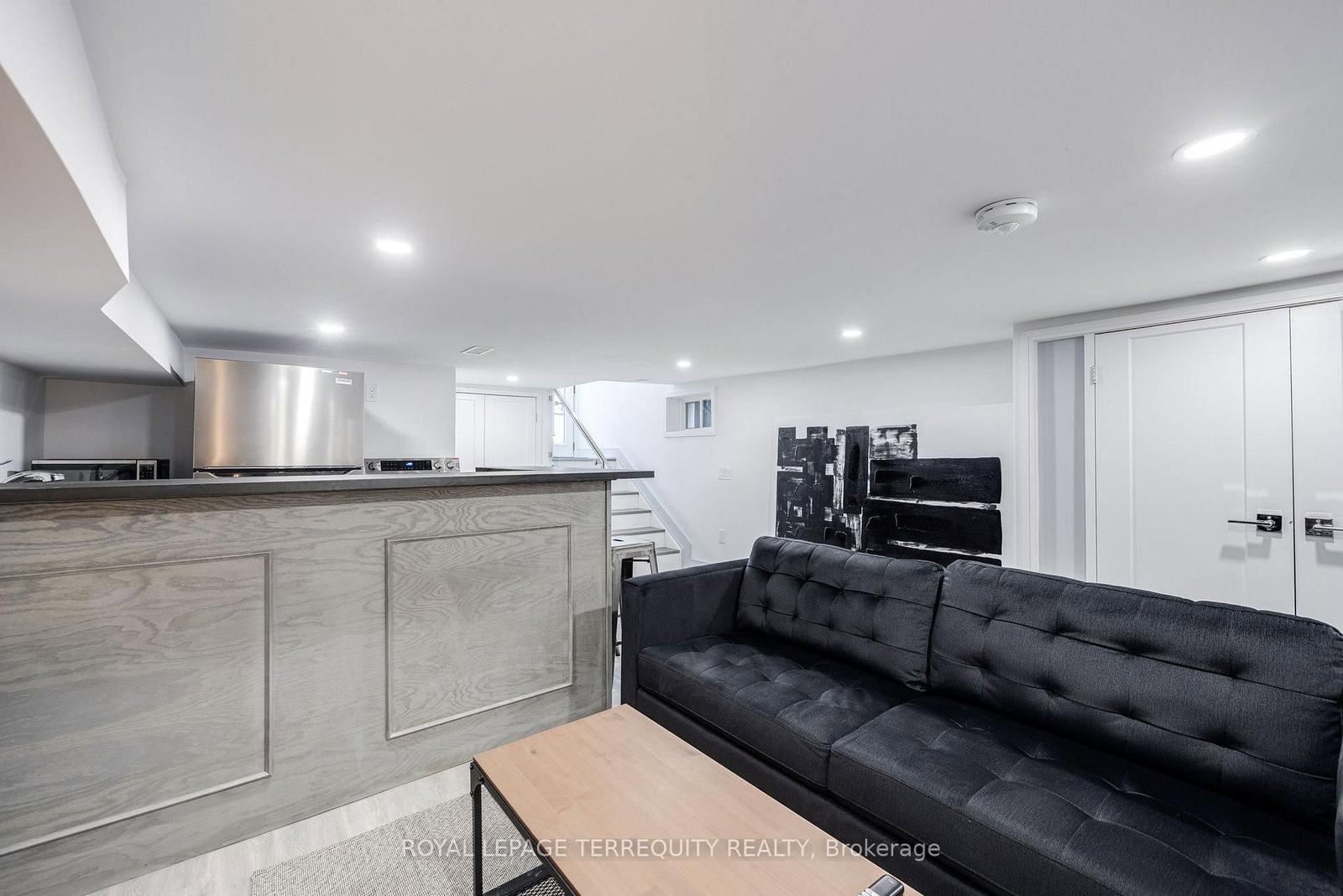 Semi-Detached House for lease at Bsmt-668 Indian Road, Toronto, Ontario, M6P 2C9 - High Park North - MLS: W12724836