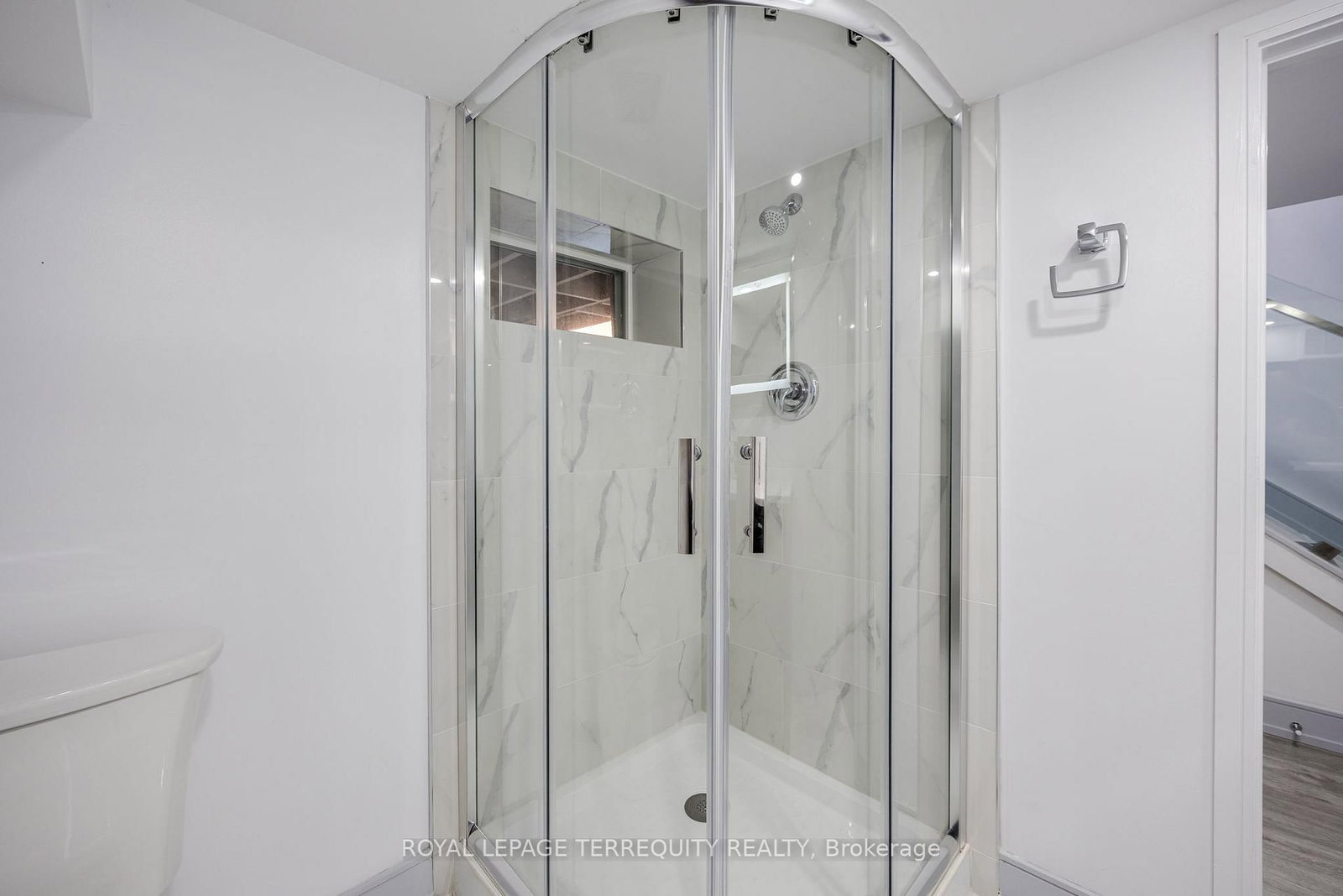 Semi-Detached House for lease at Bsmt-668 Indian Road, Toronto, Ontario, M6P 2C9 - High Park North - MLS: W12724836