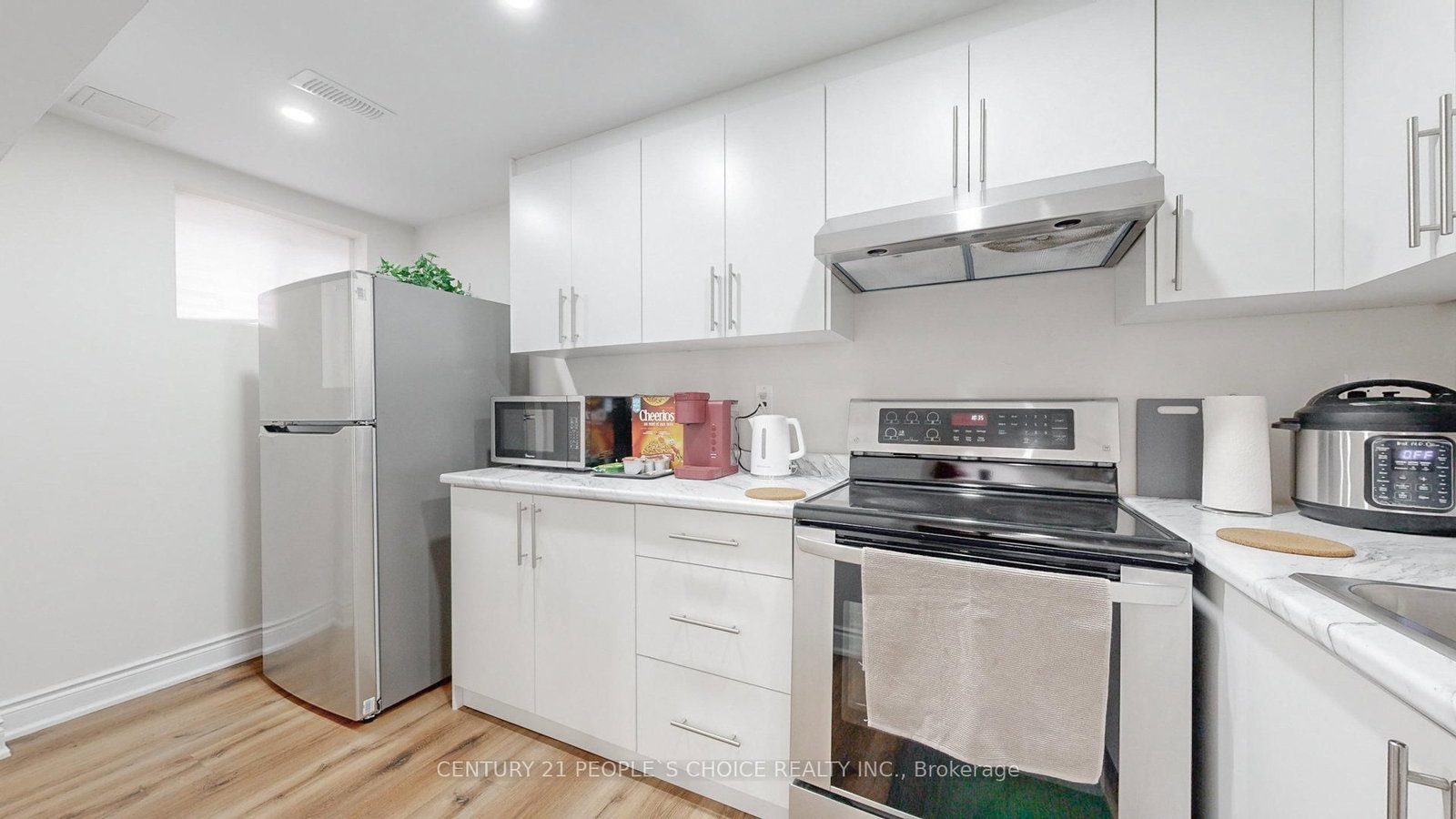 113 Frenchpark Circle, Unit Lower - Photo 5