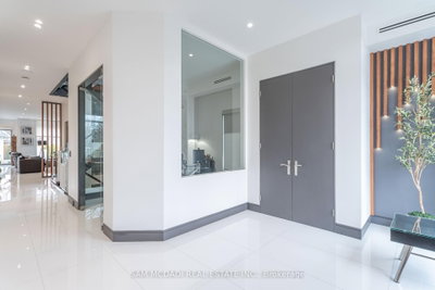 852 Goodwin Road • Mississauga, ON photo 3