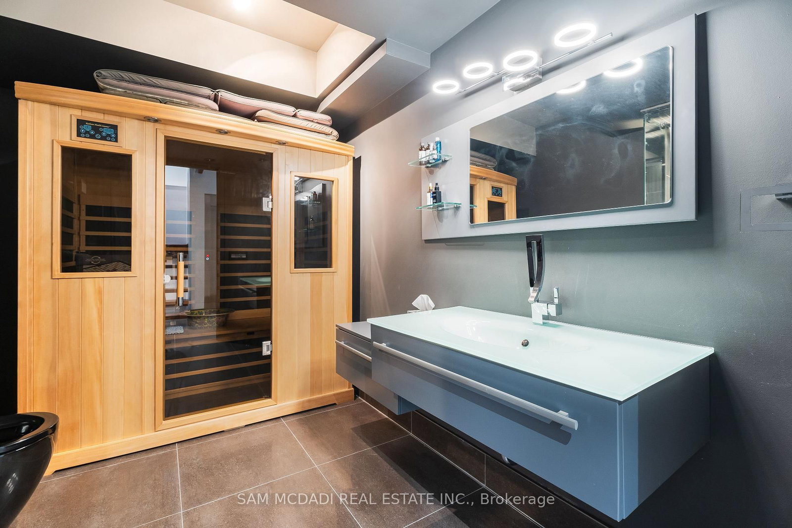 852 Goodwin Road • Mississauga, ON photo 32