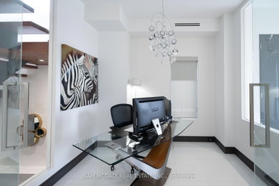 852 Goodwin Road • Mississauga, ON photo 4