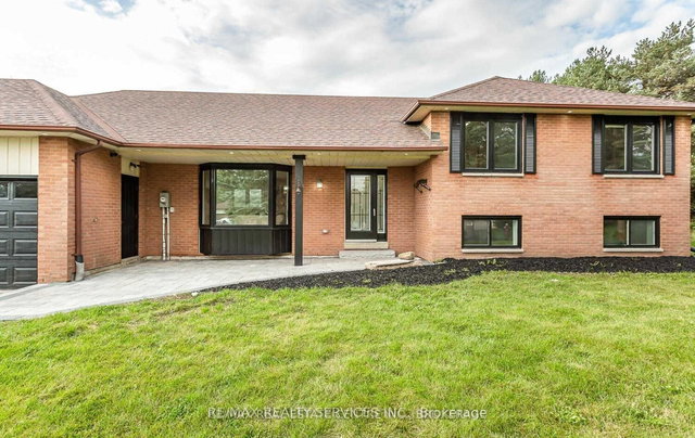 4 Blue Horizon Court