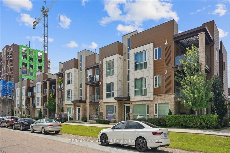 211 - 2370 Khalsa Gate, Oakville, L6M 1P5 | Image 2