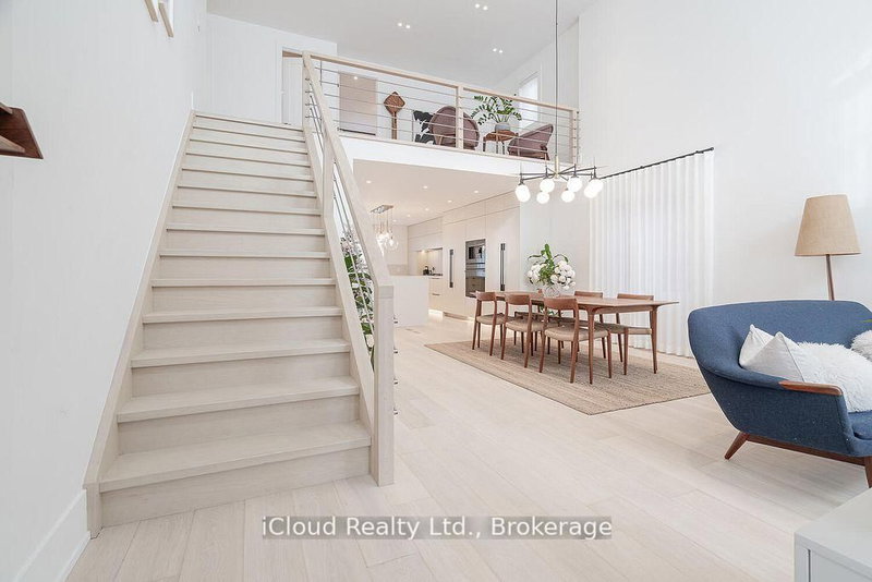 5389 Kindos St, Burlington, L7L 7M6 | Image 2