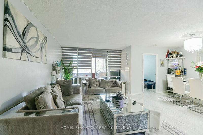 903 - 714 The West Mall Rd, Toronto, M9C 4X1 | Image 3