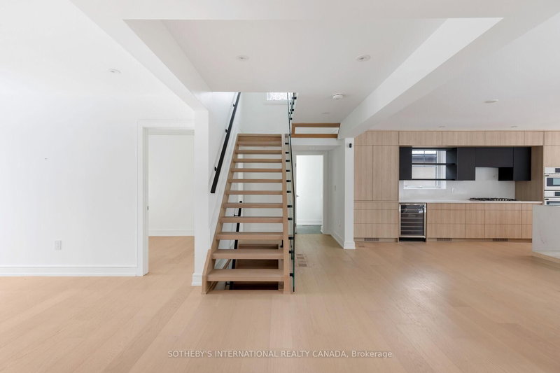 159 Humbervale Blvd, Toronto, M8Y 3P9 | Image 2