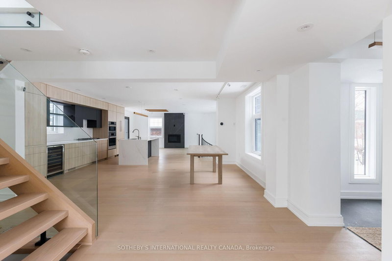 159 Humbervale Blvd, Toronto, M8Y 3P9 | Image 3