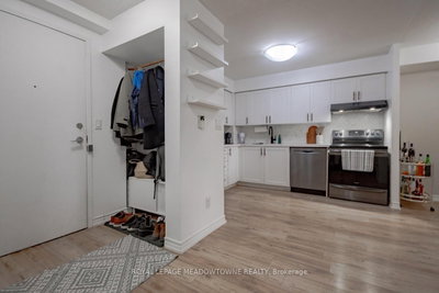 Unit 927 — 3888 Duke of York Boulevard — photo 6