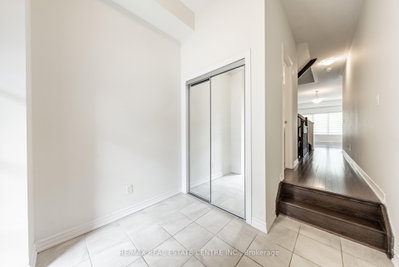 391 Athabasca Common • Oakville, ON photo 5