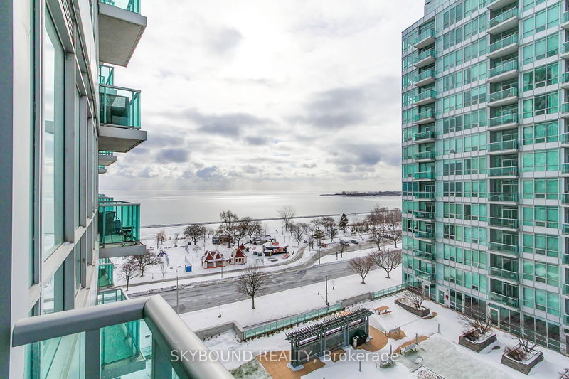 1006 - 1900 Lake Shore Blvd W, Toronto, M6S 1A4 | Image 2
