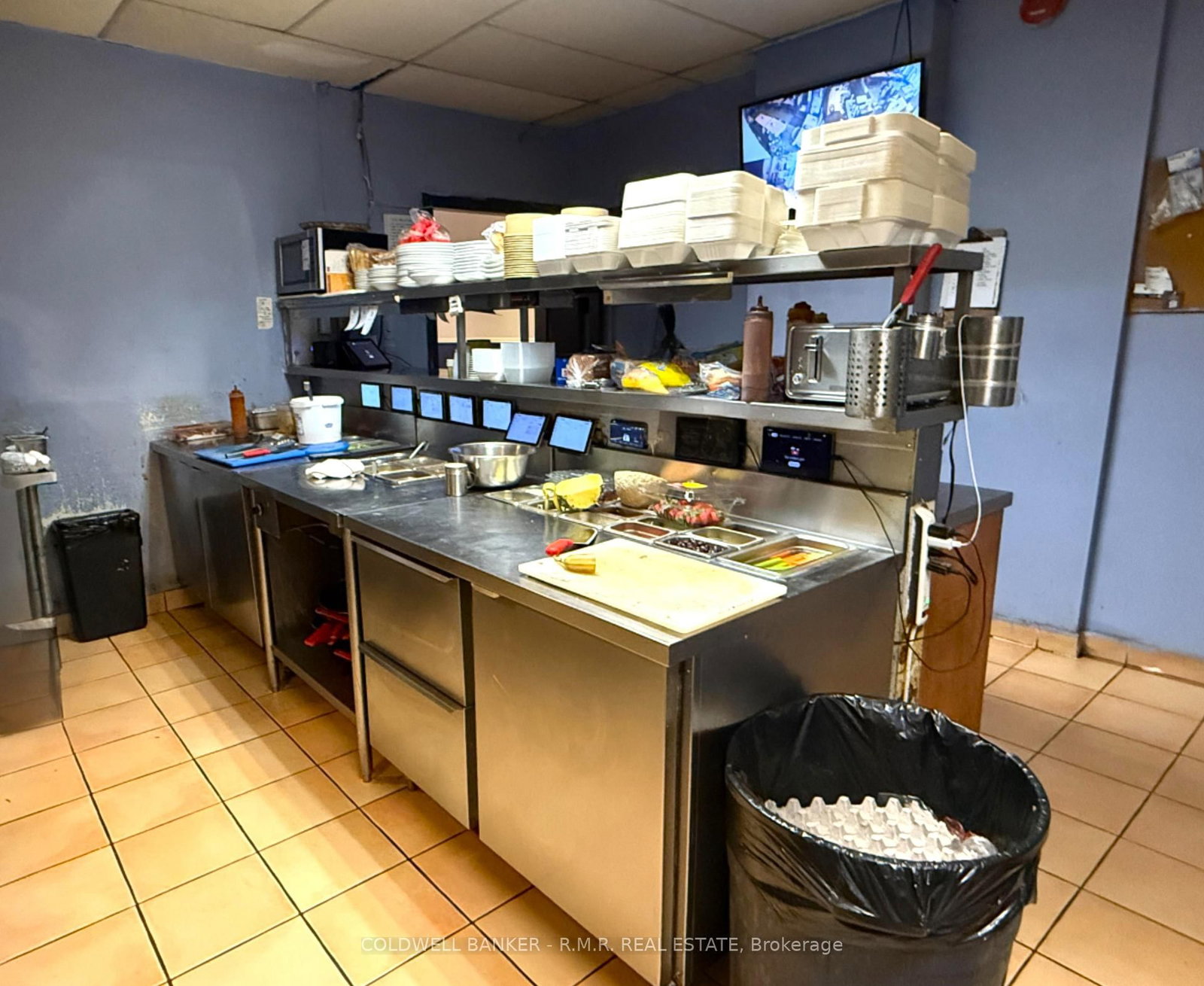 390 Roncesvalles Avenue - Photo 6