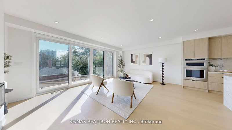 126 Dunbar Rd, Mississauga, L5B 1G7 | Image 3