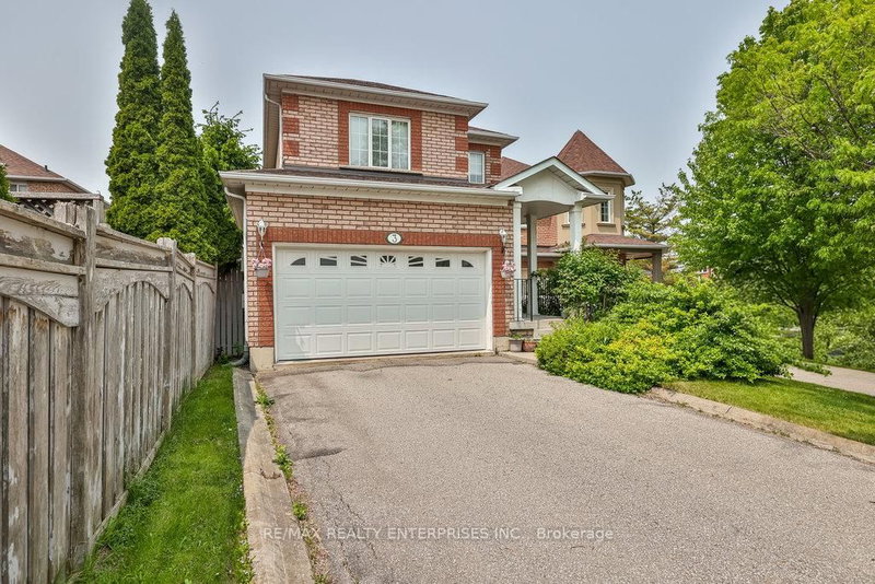 3 Jack Kenny Crt, Caledon, L7E 2M5 | Image 2