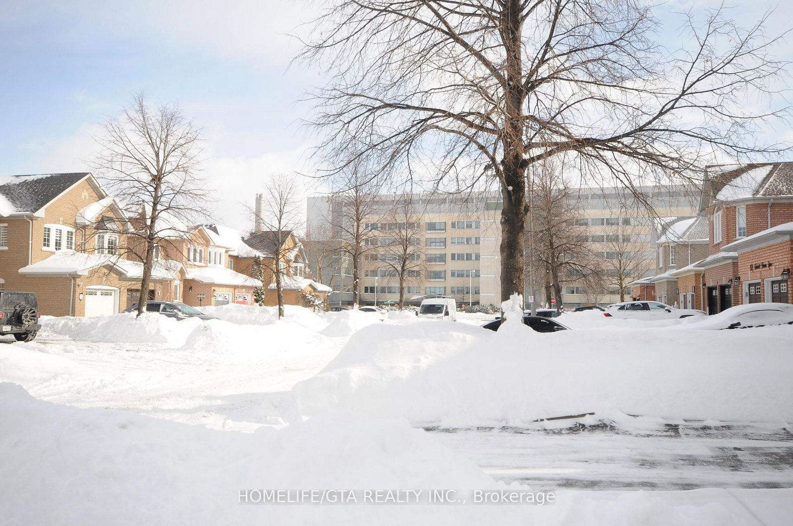 Detached House for sale at 18 Velvet Grass Lane, Brampton, Ontario, L6R 1W6 - Sandringham-Wellington - MLS: W12730780