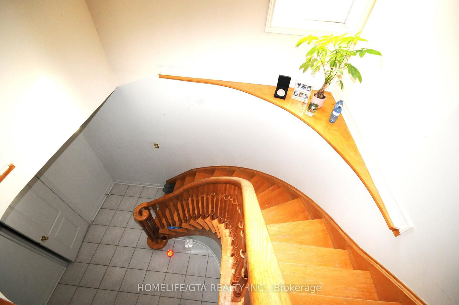 Detached House for sale at 18 Velvet Grass Lane, Brampton, Ontario, L6R 1W6 - Sandringham-Wellington - MLS: W12730780