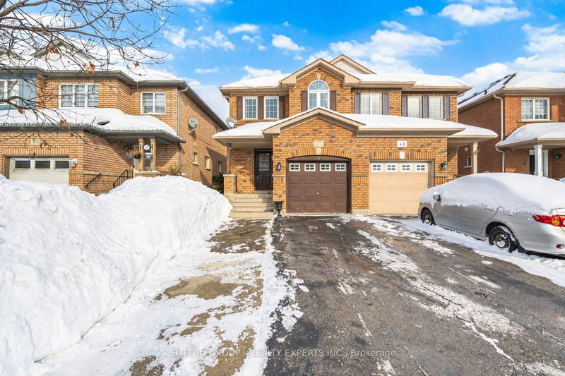 45 Ridgefield Crt, Brampton, L6P 1B4 | Image 2