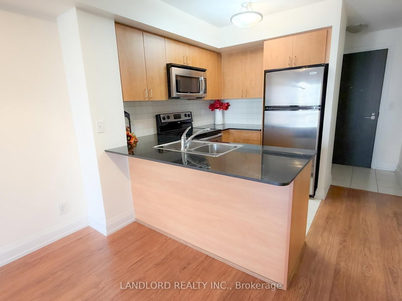 801 - 1070 Sheppard Ave W, Toronto, M3J 0G8 | Image 2