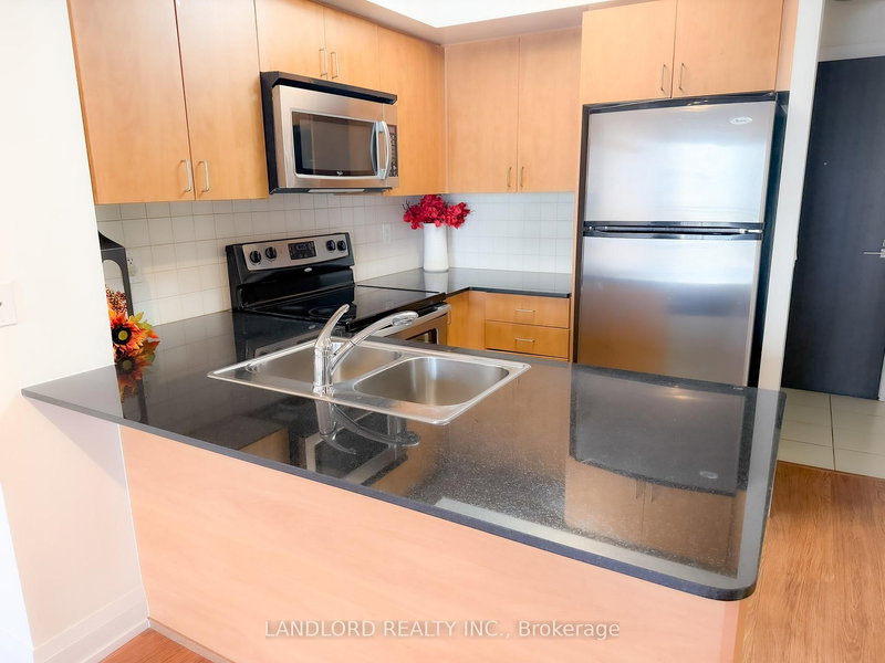 801 - 1070 Sheppard Ave W, Toronto, M3J 0G8 | Image 3