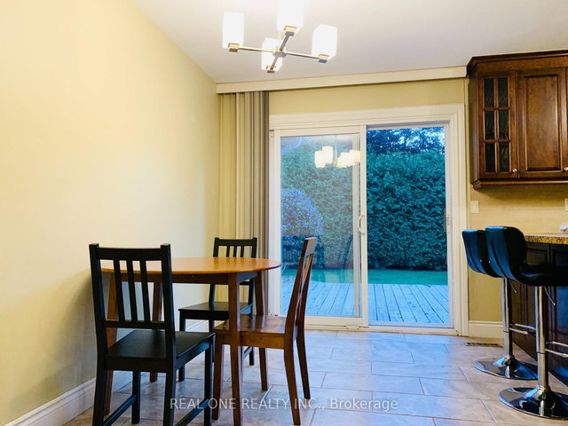 Unit 2 - 1759 Sherwood Forrest Circle