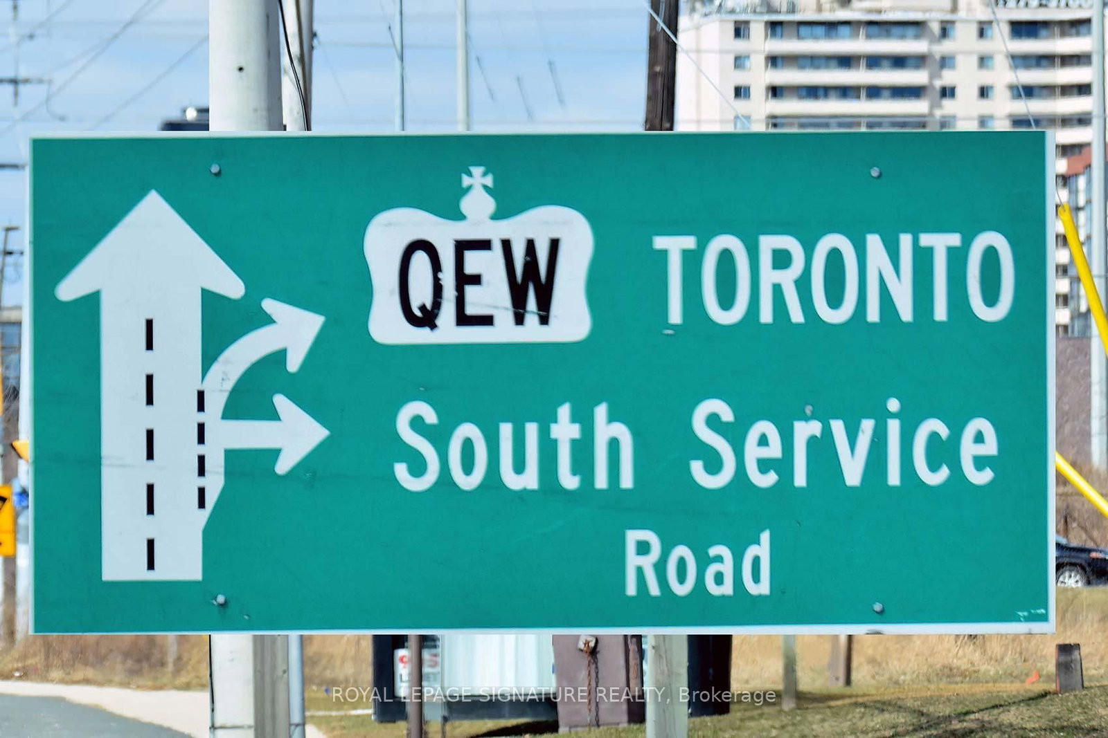 Townhouse sold at 1149 Beachcomber Road, Mississauga, Ontario, L5G 0B4 - Lakeview - MLS: W12735228