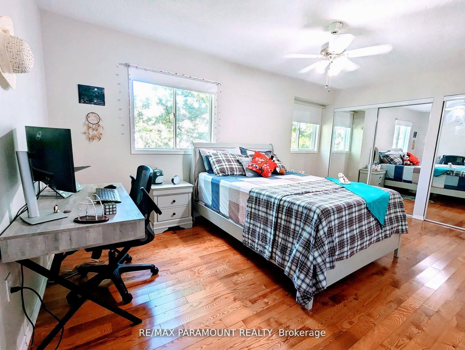 Townhouse for sale at 37 Wickstead Court, Brampton, Ontario, L6R 1N8 - Sandringham-Wellington - MLS: W12736270