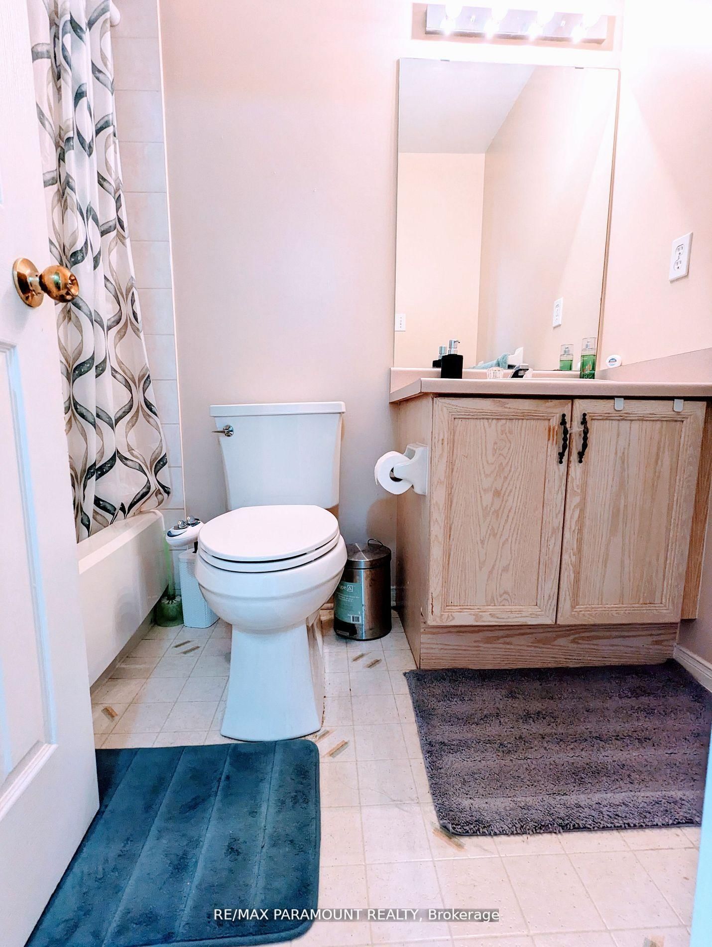 Townhouse for sale at 37 Wickstead Court, Brampton, Ontario, L6R 1N8 - Sandringham-Wellington - MLS: W12736270