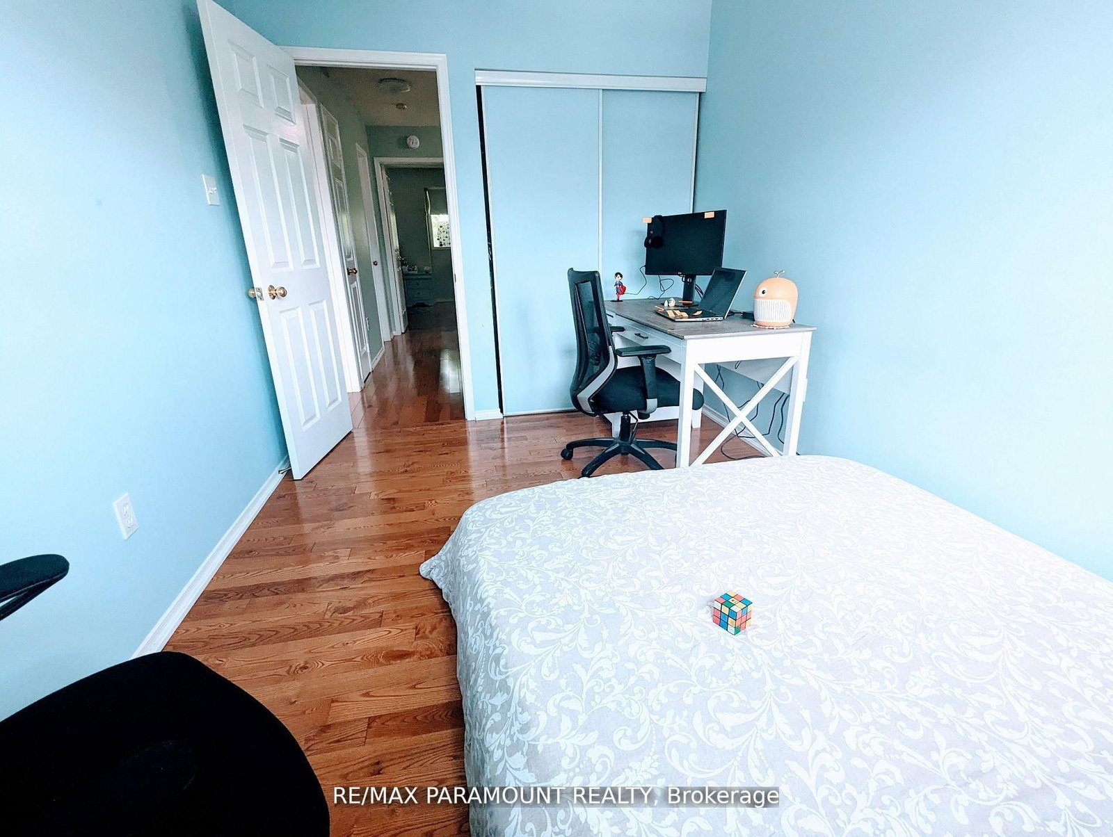 Townhouse for sale at 37 Wickstead Court, Brampton, Ontario, L6R 1N8 - Sandringham-Wellington - MLS: W12736270