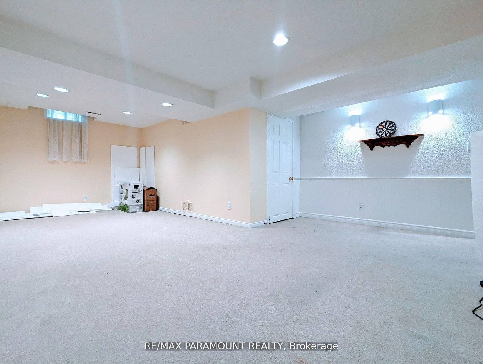 Townhouse for sale at 37 Wickstead Court, Brampton, Ontario, L6R 1N8 - Sandringham-Wellington - MLS: W12736270