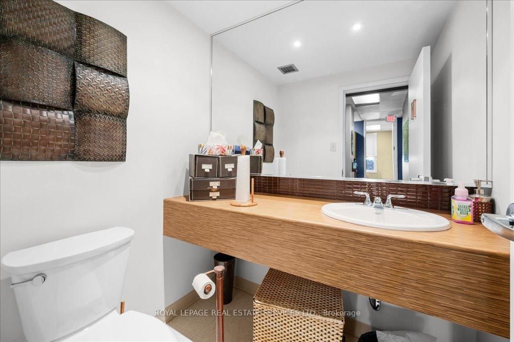 414 North Service Road E, Unit 200 - Photo 20