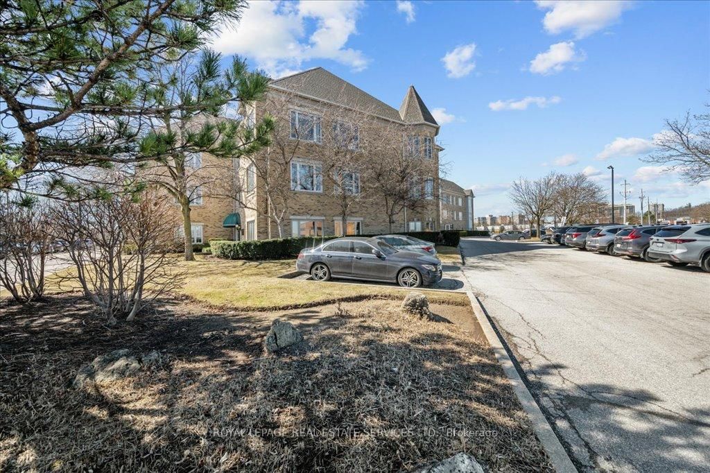 414 North Service Road E, Unit 200 - Photo 31