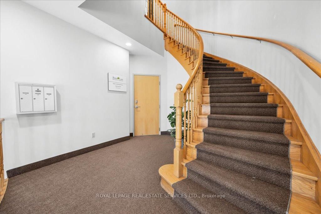 414 North Service Road E, Unit 200 - Photo 4