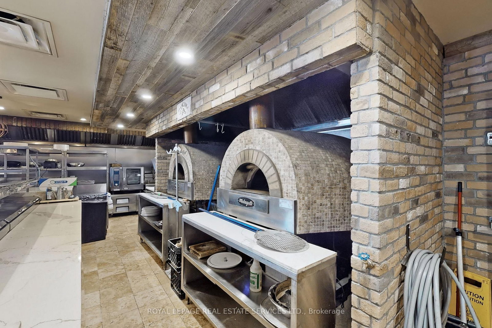 22 Ontario Street - Photo 25