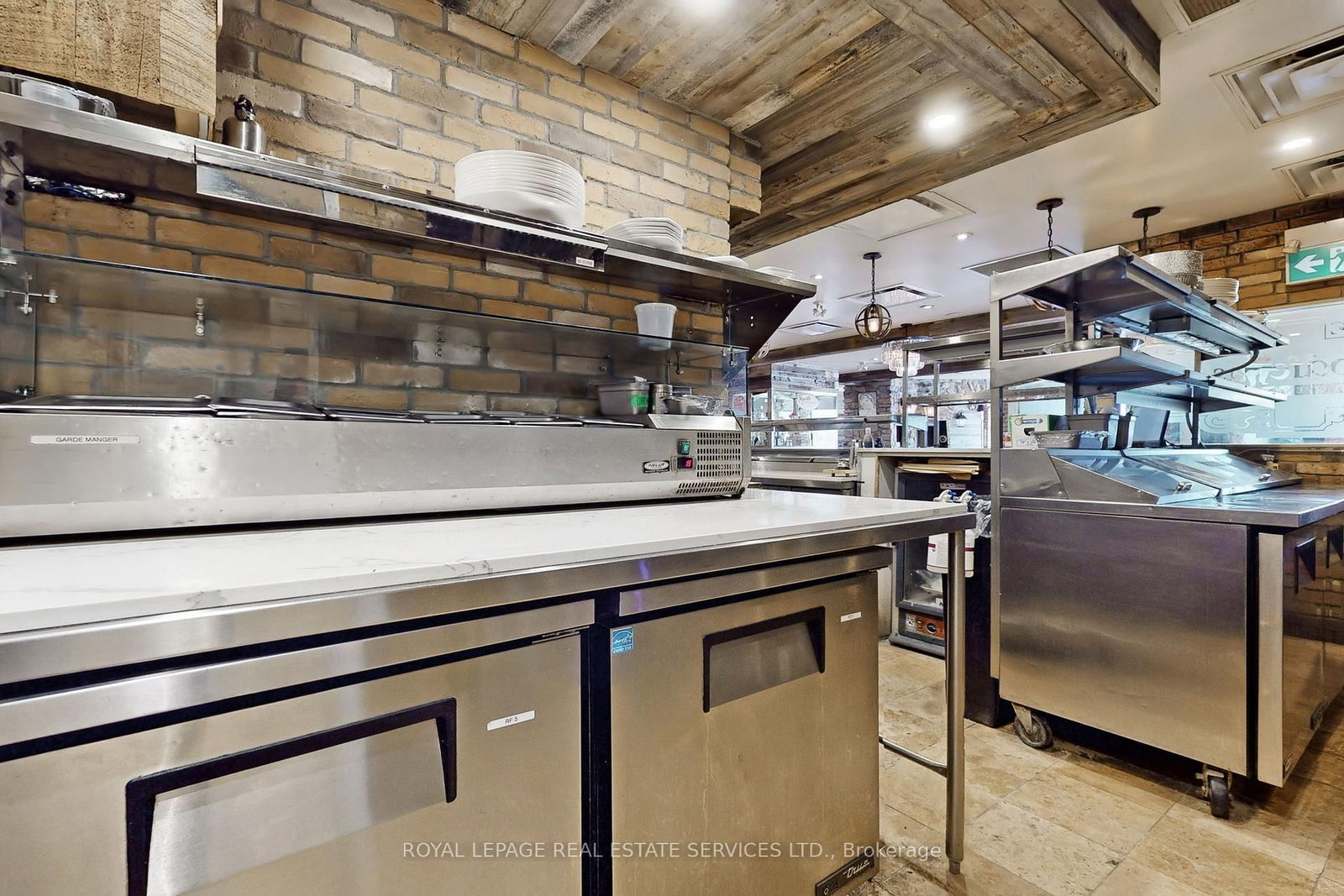 22 Ontario Street - Photo 32