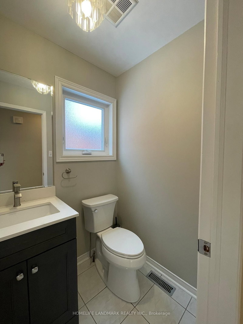 618 Fothergill Blvd, Burlington, L7L 6E3 | Image 3