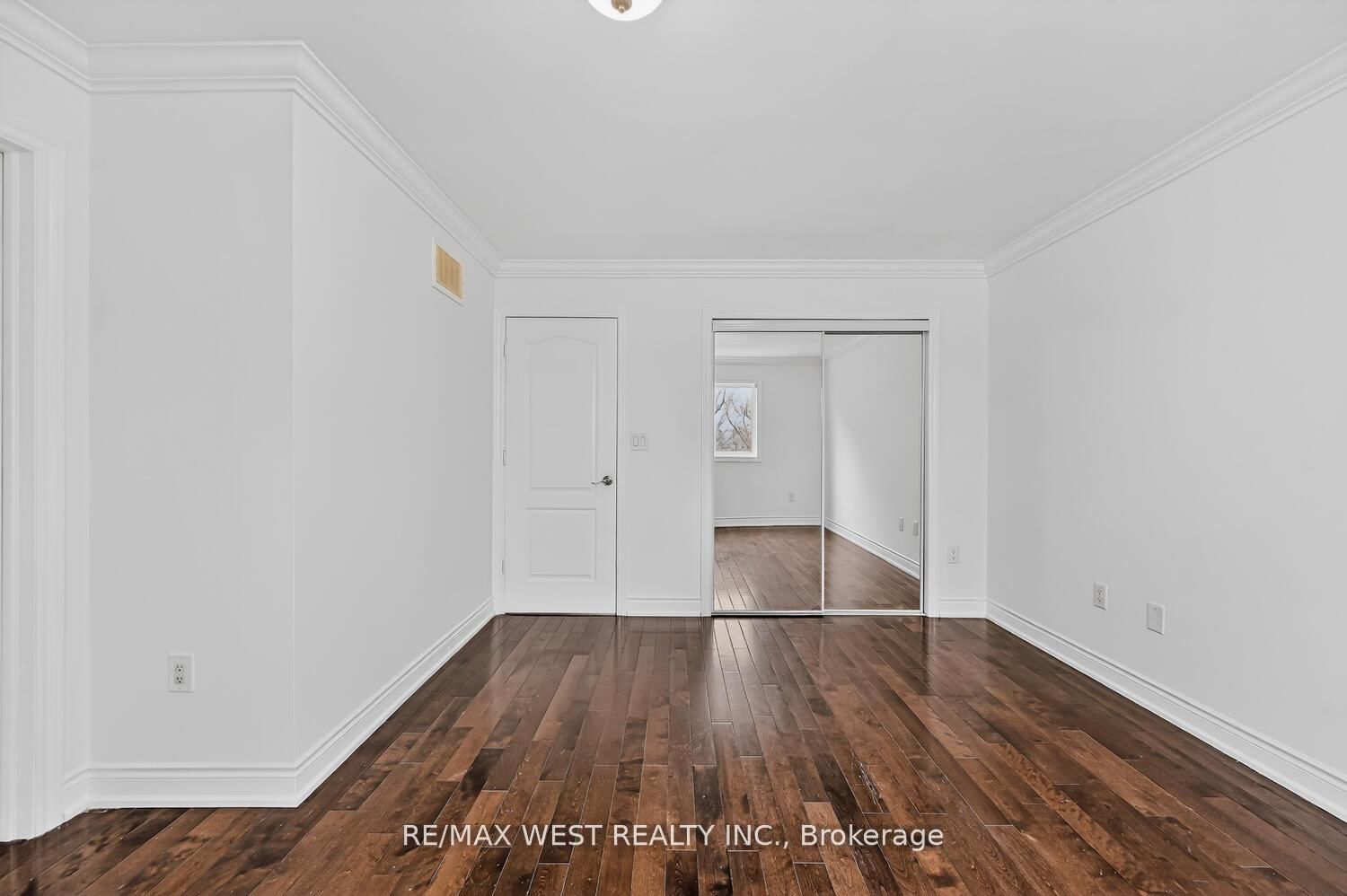 75 Forestgrove Circle - Photo 32