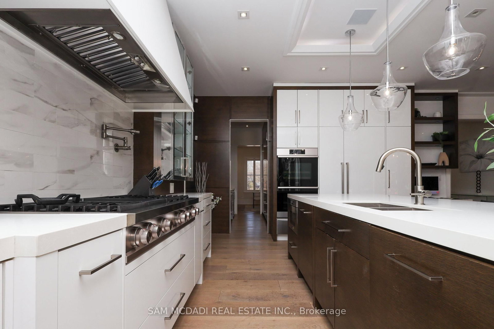 Detached House for sale at 231 Wedgewood Drive, Oakville, Ontario, L6J 4R6 - Morrison - MLS: W12736948