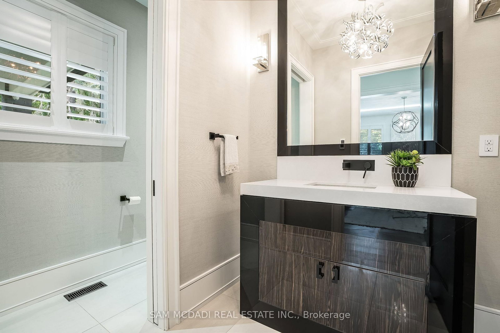 Detached House for sale at 231 Wedgewood Drive, Oakville, Ontario, L6J 4R6 - Morrison - MLS: W12736948