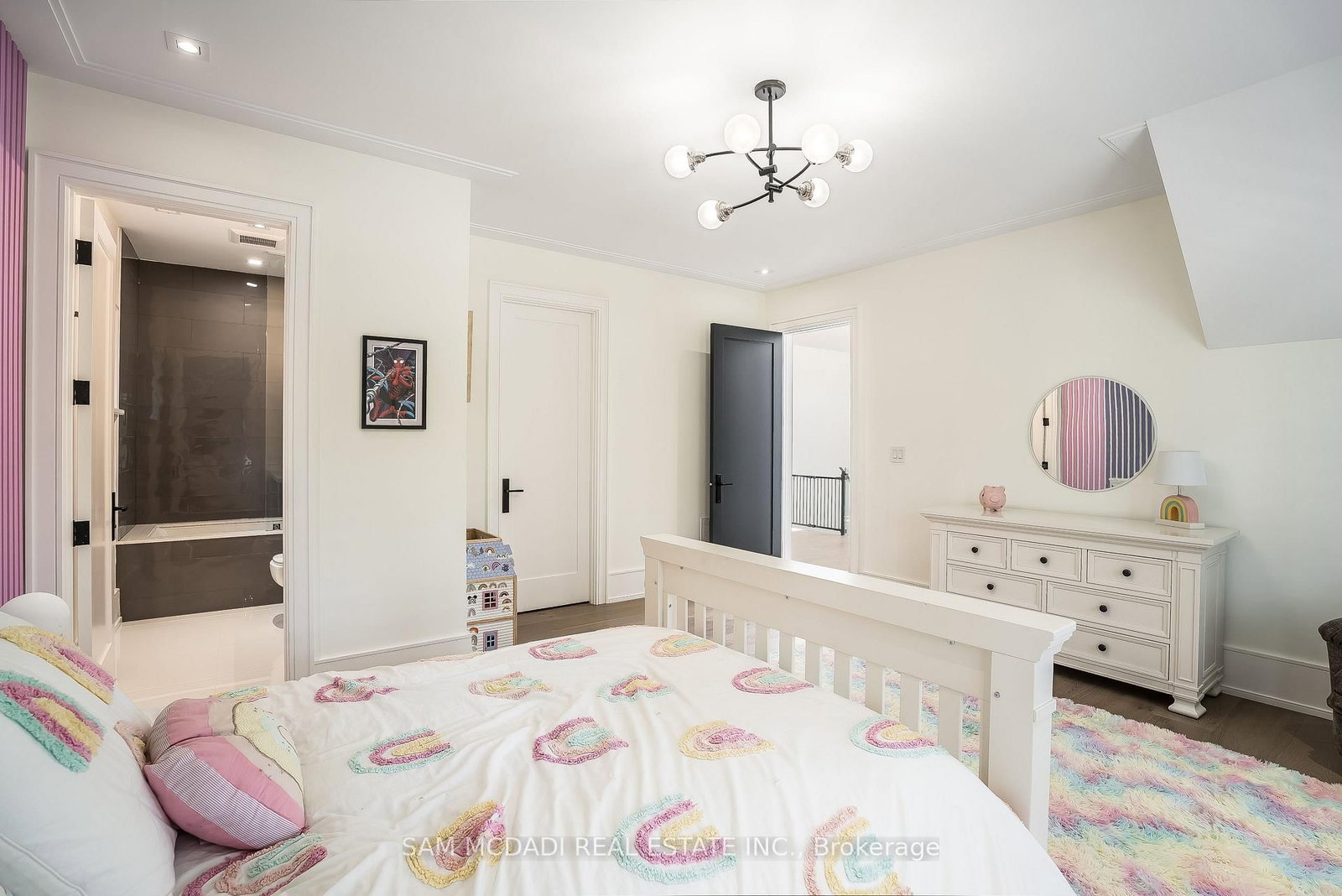 Detached House for sale at 231 Wedgewood Drive, Oakville, Ontario, L6J 4R6 - Morrison - MLS: W12736948