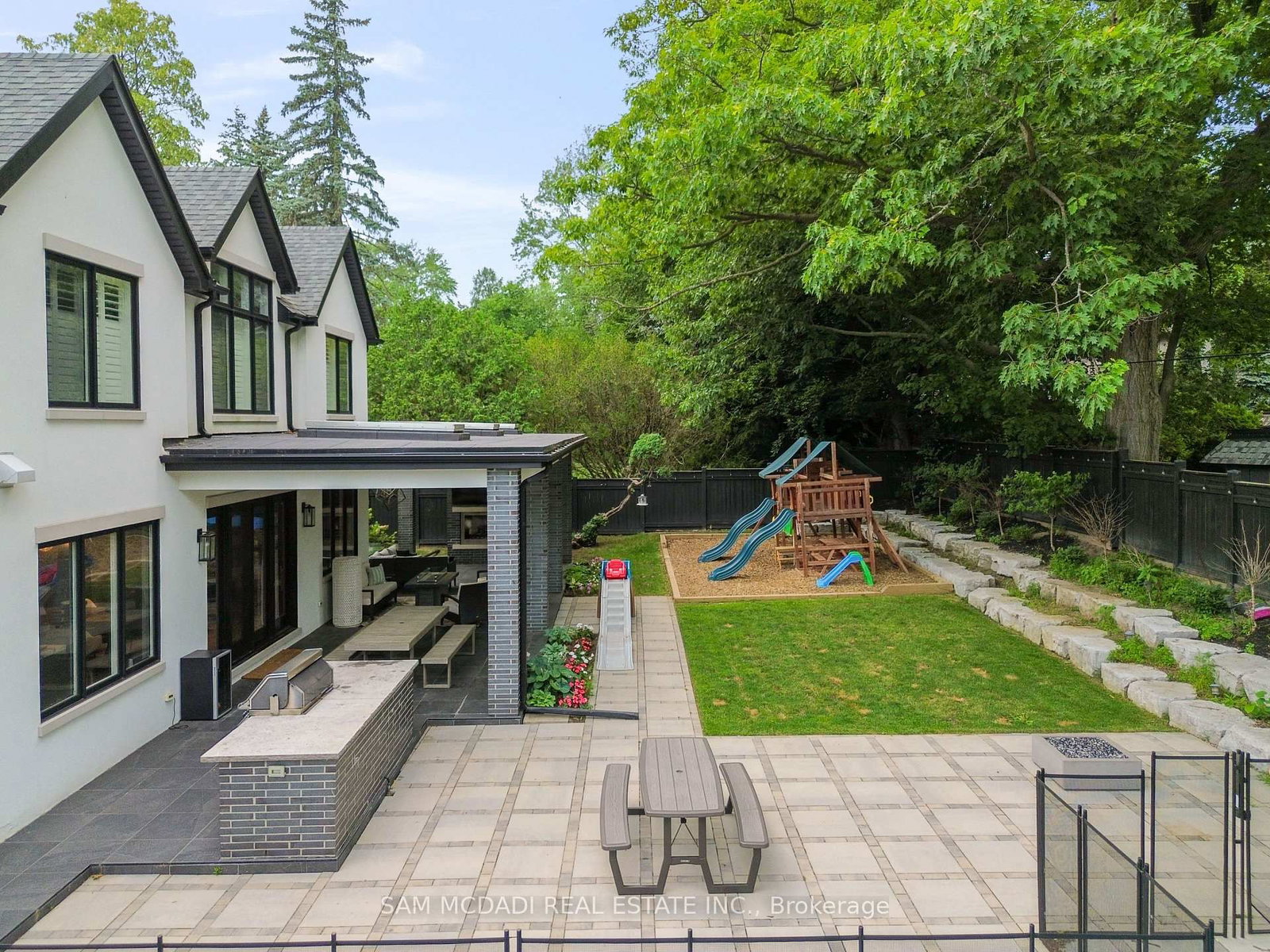 Detached House for sale at 231 Wedgewood Drive, Oakville, Ontario, L6J 4R6 - Morrison - MLS: W12736948