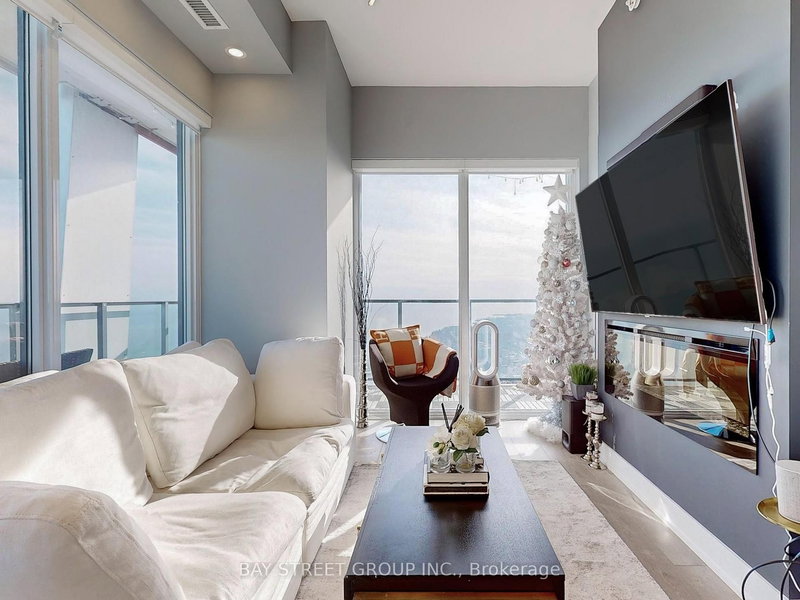 home for lease on LPH07A-30 Shore Breeze Drive