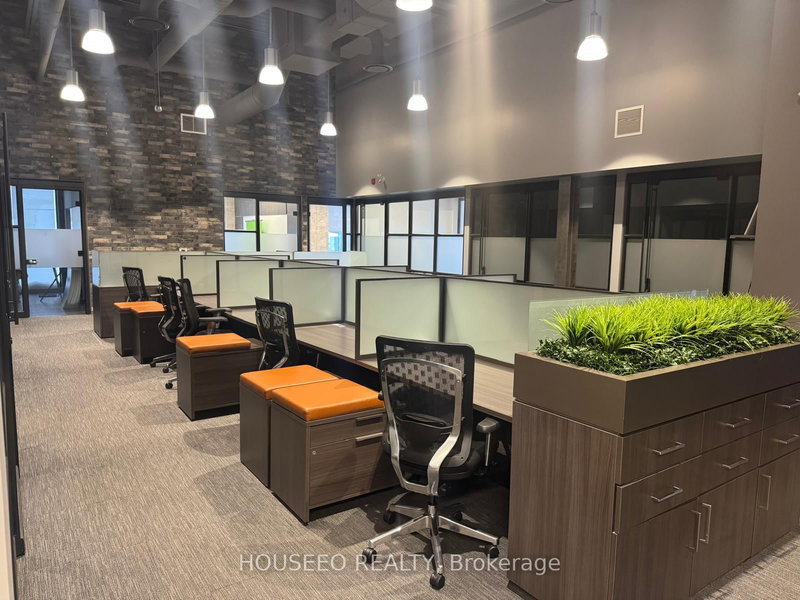 A - 3610 Mavis Rd, Mississauga, L5C 1T8 | Image 3