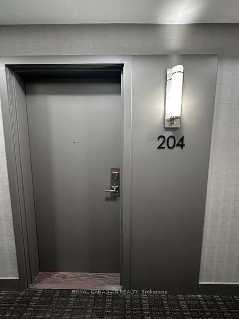 204 - 165 Canon Jackson Drive W