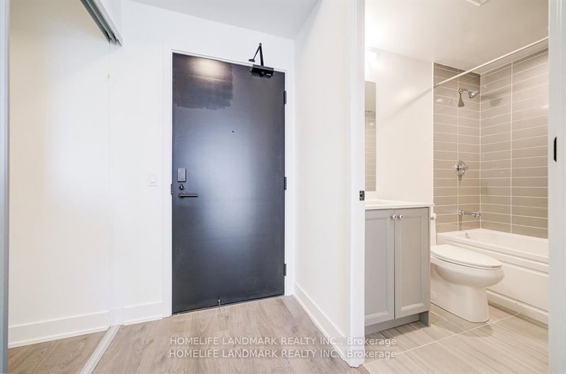313 - 2333 Khalsa Gate, Oakville, L6M 5R6 | Image 3