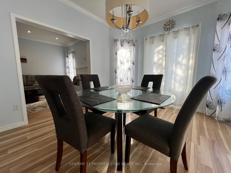 Upper - 16 Cottontail Rd, Brampton, L7A 3R3 | Image 3