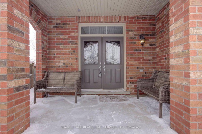 2275 Littondale Lane, Oakville, L6M 0A6 | Image 2