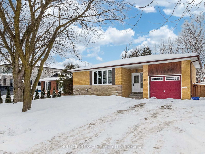 36 Mclaughlin Rd N, Brampton, L6X 1Y5 | Image 2