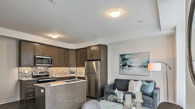 66 - 721 Lawrence Avenue W