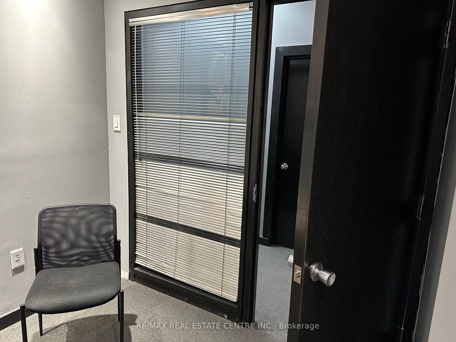 75 Rosedale Avenue W, Unit 13 - Photo 3